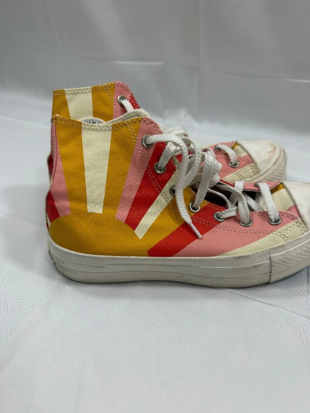 Sunshine Converse